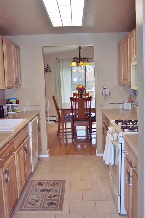 327 Howard St, Eagle, CO 81631 photo 3