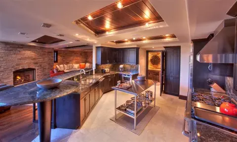 434 S Frontage Rd E #401, Vail, CO 81657 photo 1