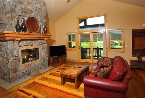 151 Bunkhouse Pl, Eagle, CO 81631 photo 4
