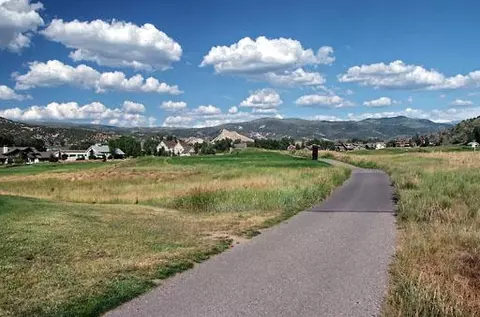 140 Thresher Ct, Eagle, CO 81631 photo 2