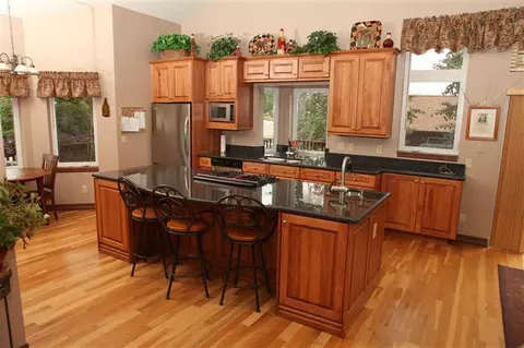 1431 Mesa Dr, Eagle, CO 81631 photo 3