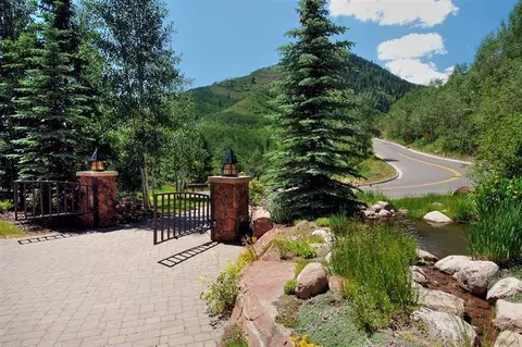 748 Potato Patch Dr #B, Vail, CO 81657 photo 8