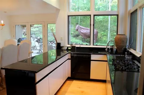 716 Forest Rd #B, Vail, CO 81657 photo 7