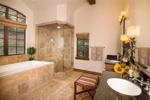 692 Cresta Rd, Edwards, CO 81632 photo 8