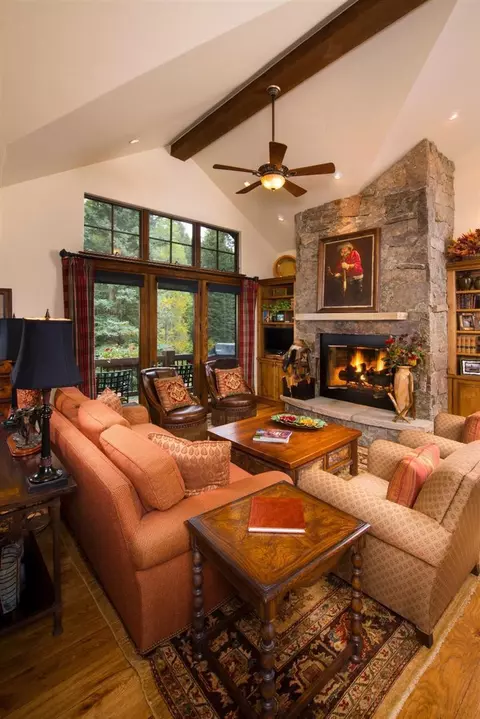 692 Cresta Rd, Edwards, CO 81632 photo 3