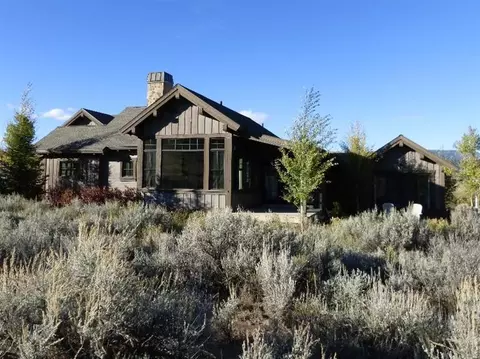 916 Hernage Creek Rd, Eagle, CO 81631 photo 1