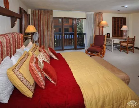 68 E Meadow Dr #403, Vail, CO 81657 photo 9