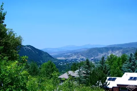 882 Eagle Dr, Avon, CO 81620 photo 2