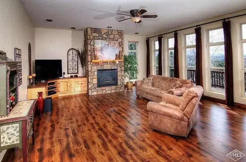 962 Mesa Dr, Eagle, CO 81631 photo 1