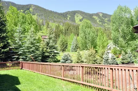 4946 Juniper Ln #B, Vail, CO 81657 photo 2