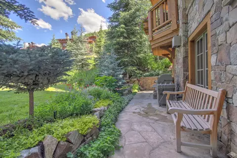 74 Willow Rd #106, Vail, CO 81657 photo 19