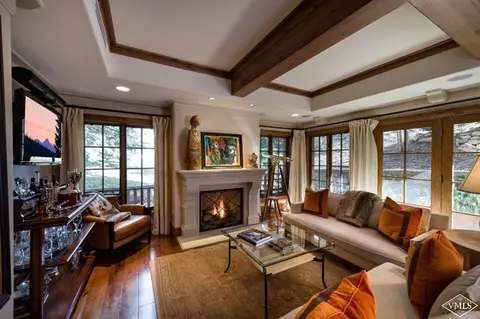 74 Willow Rd #106, Vail, CO 81657 photo 2