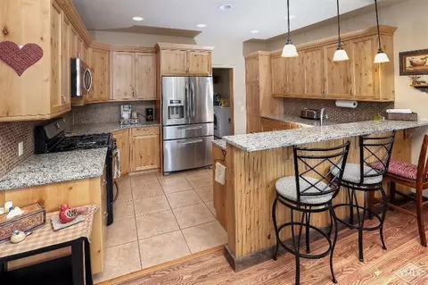701 Prince Aly, Eagle, CO 81631 photo 4