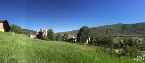 216 Daisy Ln, Avon, CO 81657 photo 2