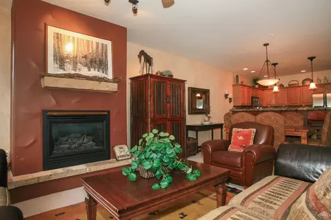 300 Hurd Ln #E202, Avon, CO 81620 photo 4