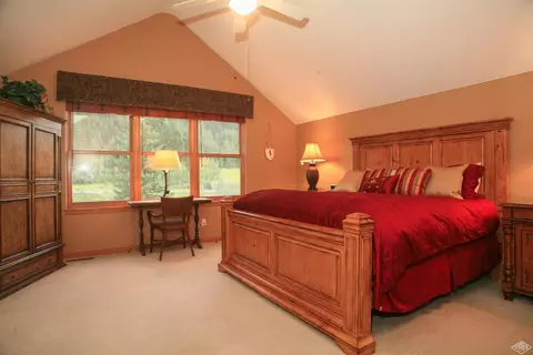 300 Hurd Ln #E202, Avon, CO 81620 photo 8