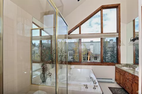 29 Highlands Ln #4, Beaver Creek, CO 81620 photo 17