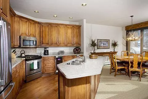 29 Highlands Ln #4, Beaver Creek, CO 81620 photo 2