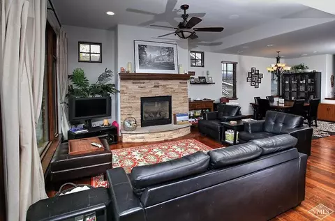 48 Horton St, Eagle, CO 81631 photo 2