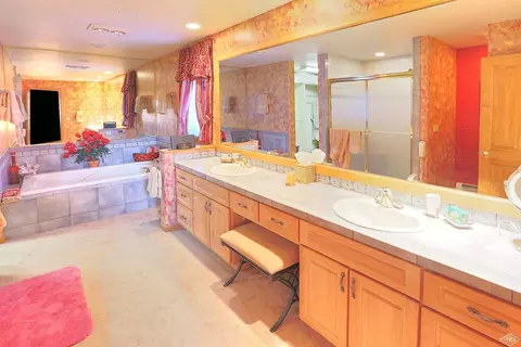 5178 Longsun Ln #E, Avon, CO 81620 photo 7