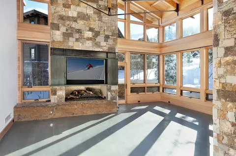 645 Forest Rd, Vail, CO 81657 photo 23