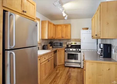 414 Eagle River St, Minturn, CO 81645 photo 7