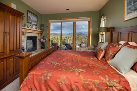 733 Mesa Dr, Eagle, CO 81631 photo 3