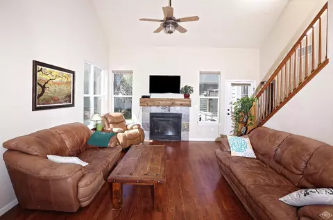 192 Longview Ave, Eagle, CO 81631 photo 2