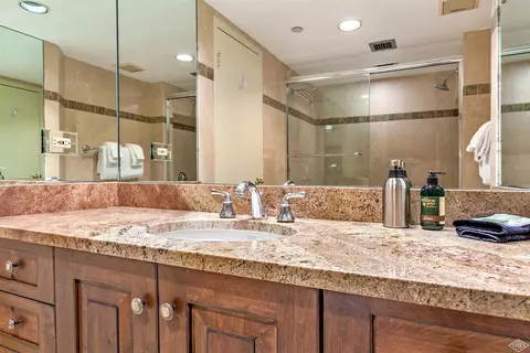 292 E Meadow Dr #683, Vail, CO 81657 photo 11