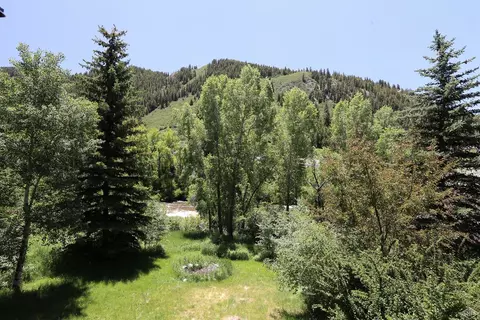2000 Hurd Ln, Avon, CO 81620 photo 1