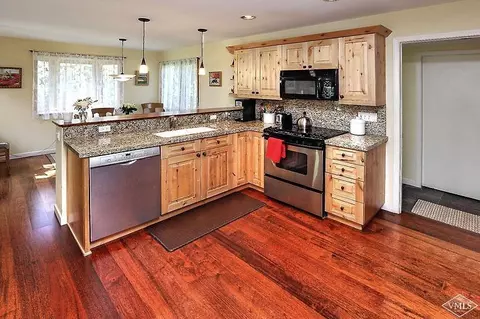 4887 Juniper Ln #B, Vail, CO 81657 photo 2