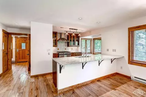 945 Deer Blvd #A, Avon, CO 81620 photo 8