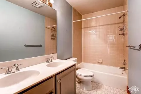 945 Deer Blvd #A, Avon, CO 81620 photo 9