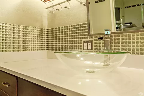 508 E Lionshead Cir #114, Vail, CO 81657 photo 11