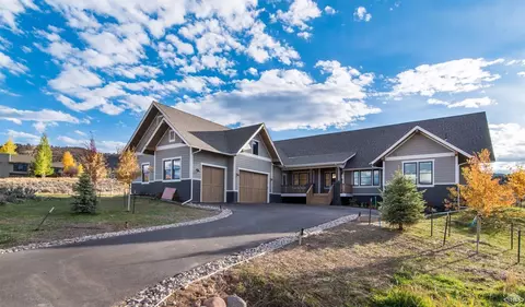 221 Harrier Cir, Eagle, CO 81631 photo 1