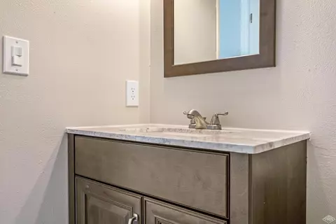 486 E Third St #W101, Eagle, CO 81631 photo 14