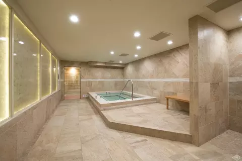 68 E Meadow Dr #107, Vail, CO 81657 photo 10