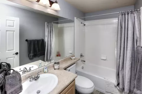 176 Ewing St, Eagle, CO 81631 photo 14