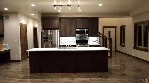 325 E Fourth St, Eagle, CO 81631 photo 4