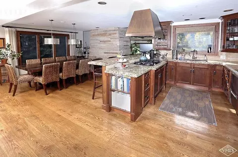 176 Deer Blvd #E, Avon, CO 81620 photo 4