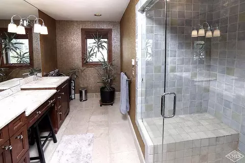176 Deer Blvd #E, Avon, CO 81620 photo 9