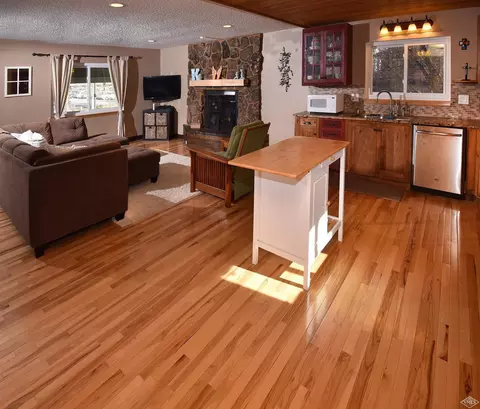 576 E Third St, Eagle, CO 81631 photo 3