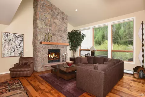 2820 Aspen Ct #B, Vail, CO 81657 photo 3