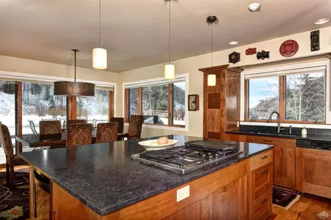 2820 Aspen Ct #B, Vail, CO 81657 photo 6