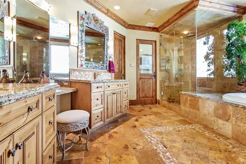 5792 Wildridge Rd E, Avon, CO 81620 photo 11