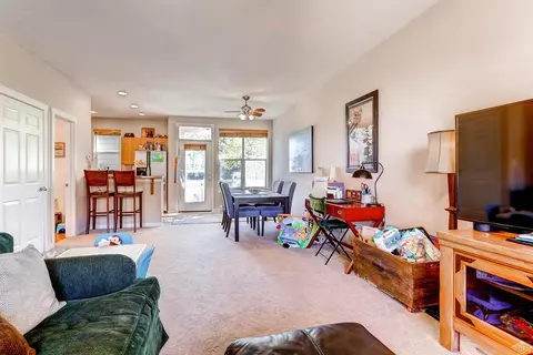 8 Macdonald St, Eagle, CO 81631 photo 4
