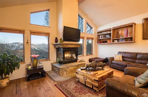 5016 E Wildridge Rd #B, Avon, CO 81620 photo 3