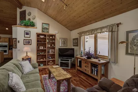 111 Howard Dr, Edwards, CO 81632 photo 3