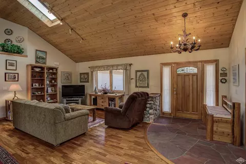 111 Howard Dr, Edwards, CO 81632 photo 4