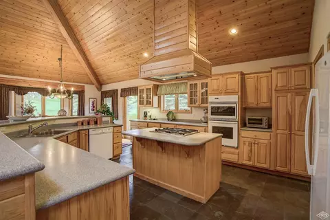 111 Howard Dr, Edwards, CO 81632 photo 16